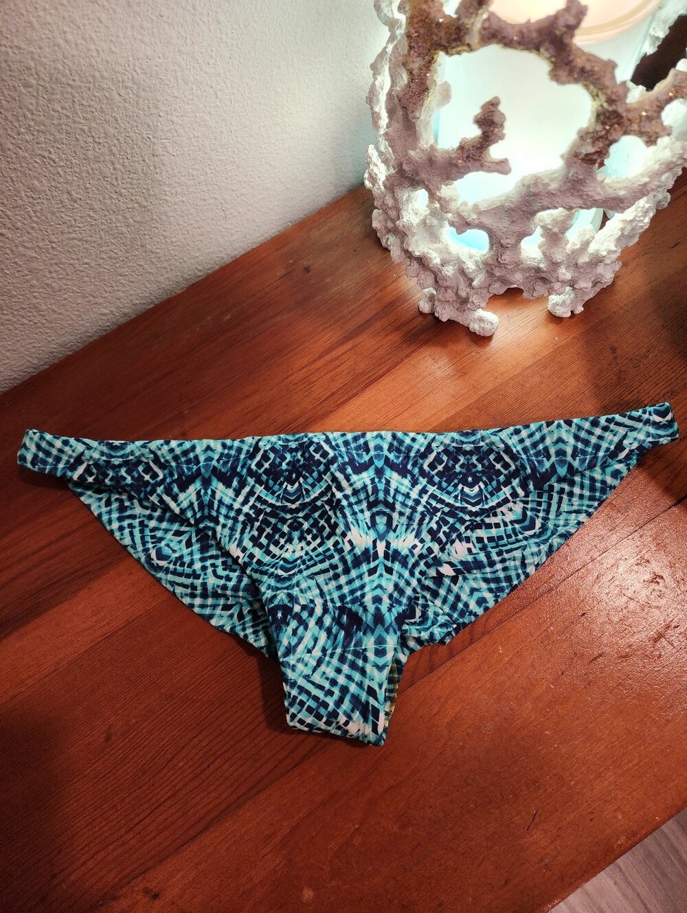 NEW! Sofia SZ L Women’s Blue Patterned Bikini Bottoms